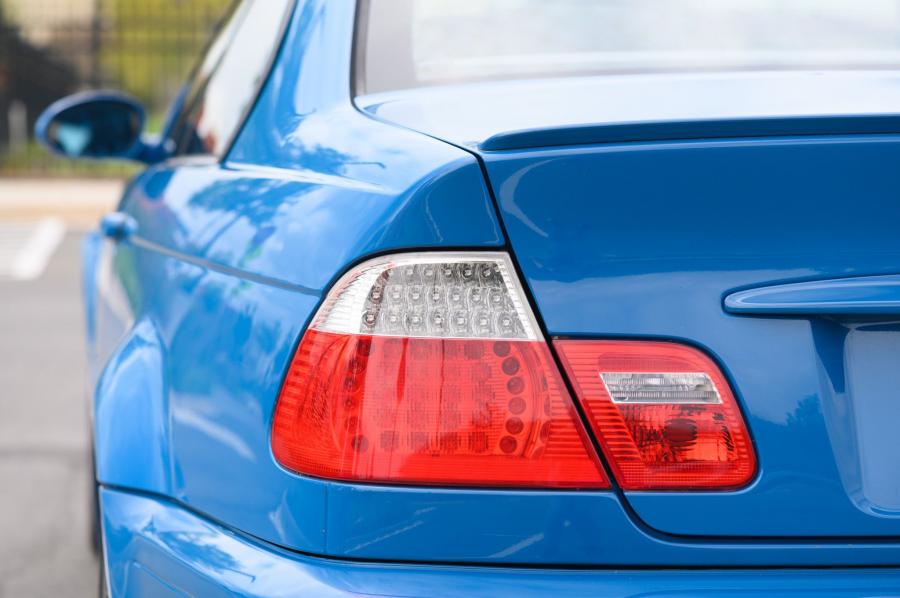 Детали экстерьера BMW M3 Coupe Laguna Seca Blue (E46) 2004 года  (фото 13 из 60)